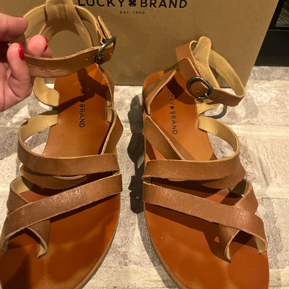 Sandals - Picture 6 of 8